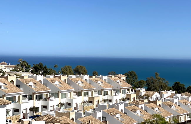 MONDRIAN Luxury Suites & Villas - Photo 42