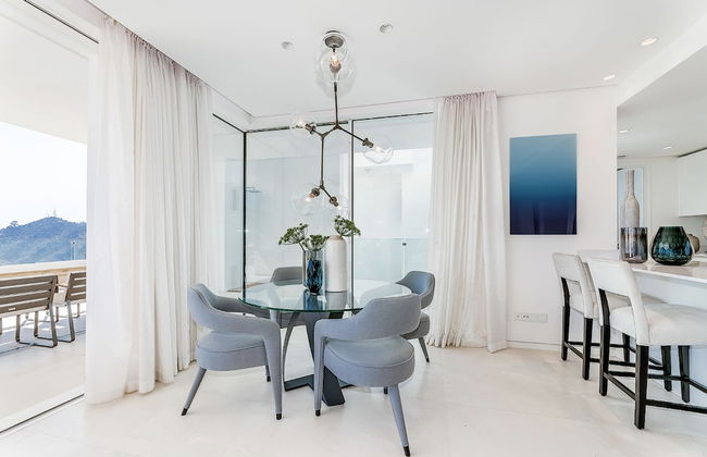 MONDRIAN Luxury Suites & Villas - Photo 43