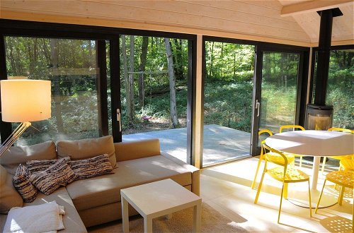 Foto 9 - Modern Chalet Located in the Woods