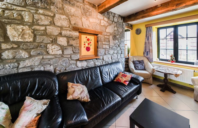 Stone Cottage with Sauna & Hot Tub near Cave of Lorette in Rochefort - Foto 26