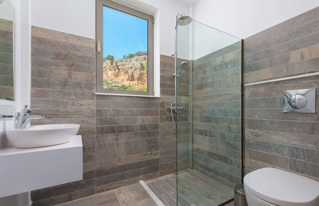 Villa in Rhodes With Infinity Pool & Sea Views - Foto 22