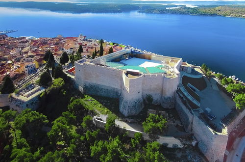 Photo 19 - Modern Apartment in Trogir With Sea Nearby