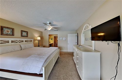 Photo 12 - Edgewater Beach and Golf Resort by Southern Vacation Rentals III