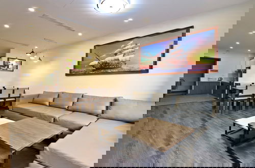 Foto 33 - Luxe Paradise Suites Tay Ho