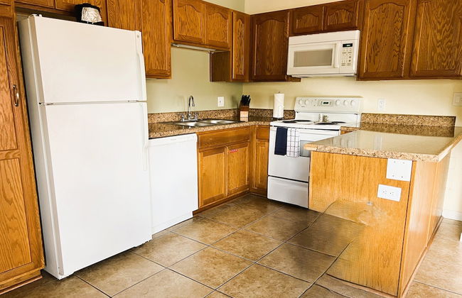Roundhouse Resort - Photo 22