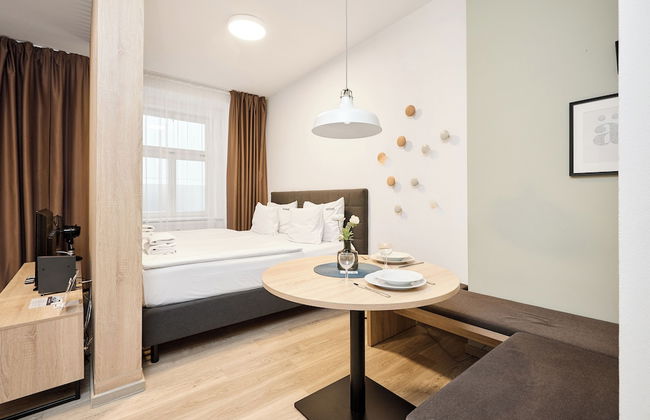 Honest SMICHOV - Foto 25