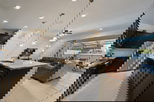 Foto 53 - 5-br Townhouse With Pool, Games, Disney