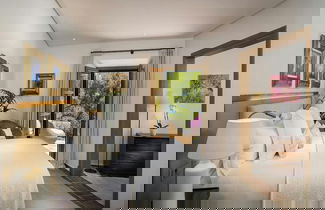 Foto 2 - Elegant Villa With Communal Space