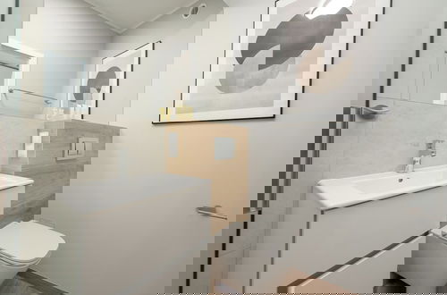 Photo 35 - Grey and Beige Apartment by Renters
