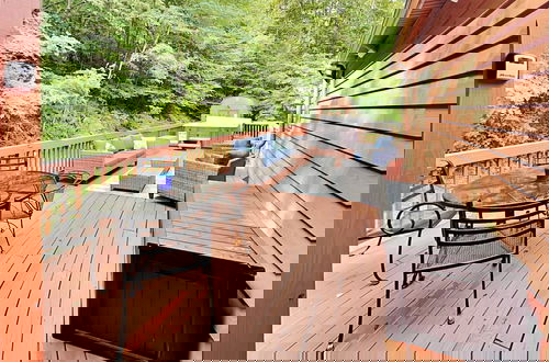 Photo 15 - Hillside Hideaway