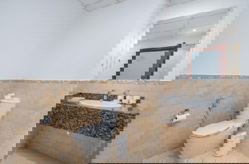 Foto 17 - 3BR Boutique Apt Near JBR Beach by Belvilla