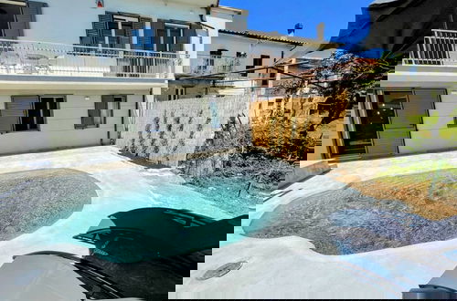 Foto 29 - Villa Ipnotica - Panoramic Views Plus Exquisite Pool - Sleeps 7 - Very Stylish
