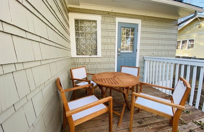 Stunning Bungalow Next to Unc - Free Cruiser Bikes! - Photo 29