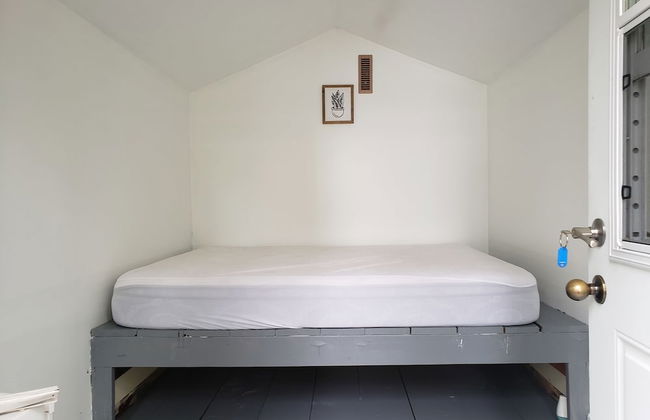 Lakepoint Cottage Resort - Photo 9
