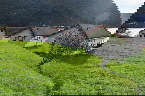 Foto 24 - 5 Person Holiday Home in Selje-by Traum