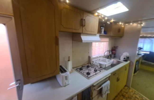 Cozy Cardiff Cabin Retreat Sleeps 6 by Aimee - Foto 6
