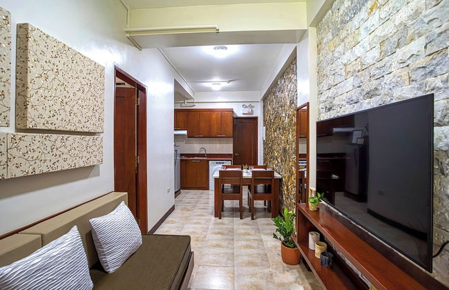 La Casa Española Apartelle - Photo 36
