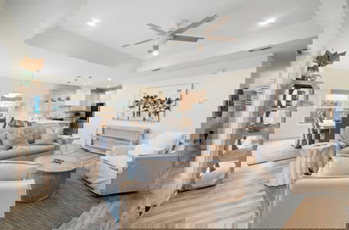 Foto 16 - Beach House - Palm Paradise by PHG