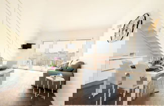 Foto 1 - Lolita s Beachfront Loft