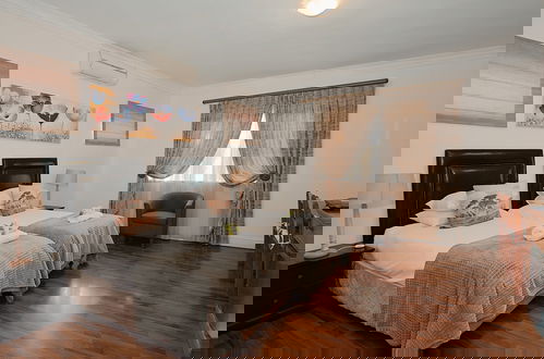 Photo 20 - Albatross Guest house