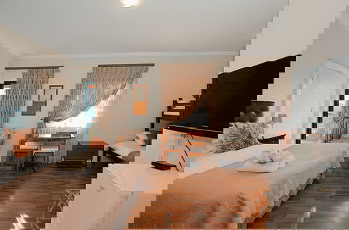 Photo 12 - Albatross Guest house