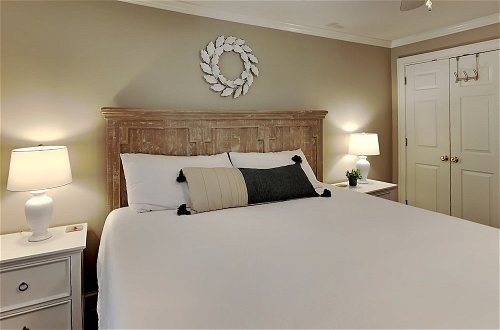 Foto 35 - Crystal Dunes by Southern Vacation Rentals