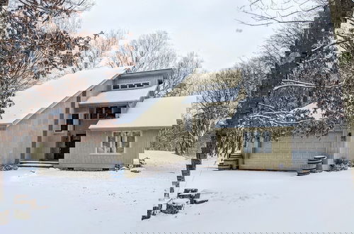 Foto 59 - Mountain Hideout by Avantstay Game Room Deck
