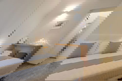 Photo 10 - Blanco Group