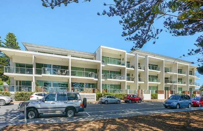 Breeze Beachfront Apartment no 1 - First Floor - Foto 8