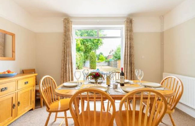 Host Stay St Clements House - Photo 22