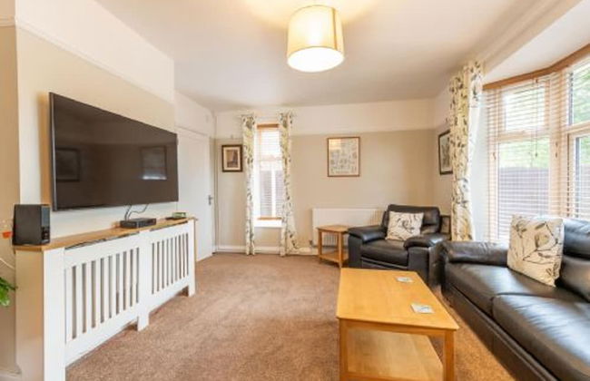 Host Stay St Clements House - Photo 17