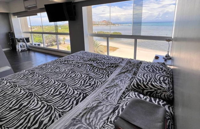 Seafrontapartment-sleeps4-pool-parking-garden - Foto 2