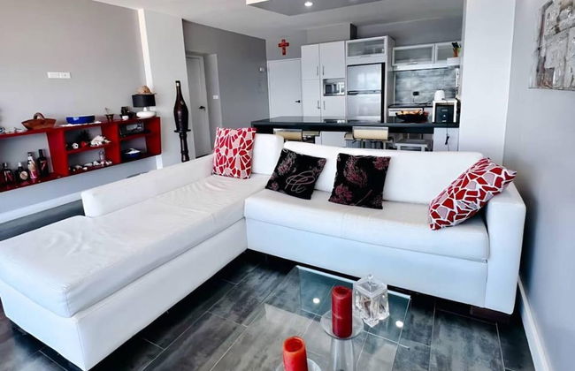 Seafrontapartment-sleeps4-pool-parking-garden - Foto 4