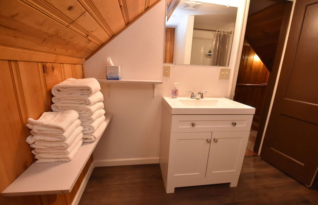 20 min Walk to ND 3 Bedroom 2 Bath Home 54475 - Photo 14