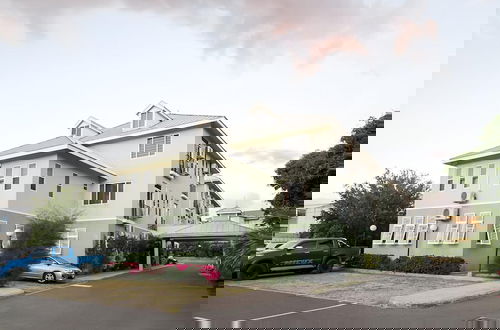 Foto 1 - 1-bed Smart Access Condo Near Bob Marley Museum