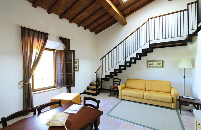 Apartment With Balcony in Poggio All'agnello - Foto 13