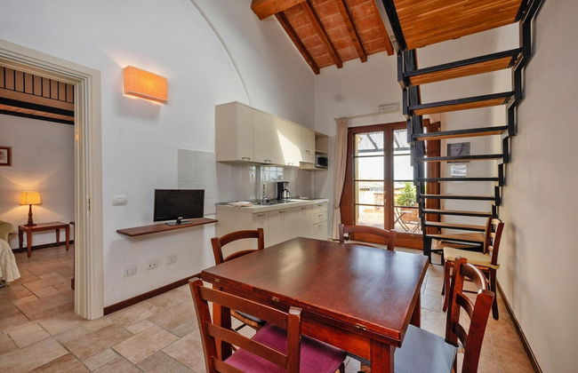 Apartment With Balcony in Poggio All'agnello - Foto 9
