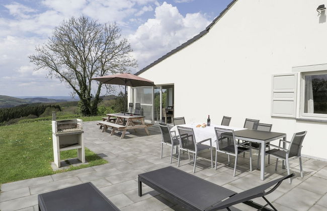 Vintage Villa With Private Garden in Rendeux - Foto 34