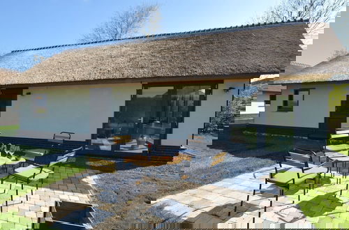 Foto 73 - Modern & Garden-view Holiday Home in Alphen