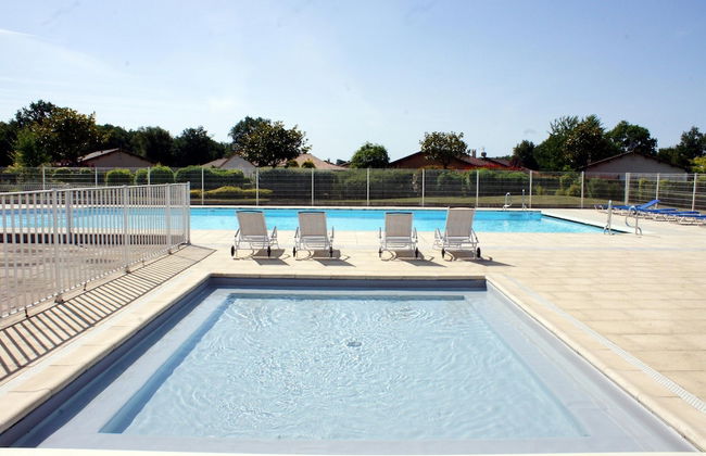 Amazing Holiday Home in Les Forges With Terrace - Photo 35
