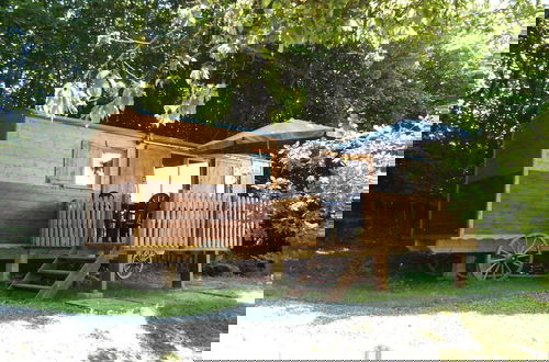 Foto 49 - Tranquil Apartment in Sensenruth With Barbecue