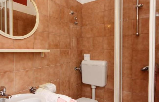Beachside Serenity Apartments in Barbot - Foto 11