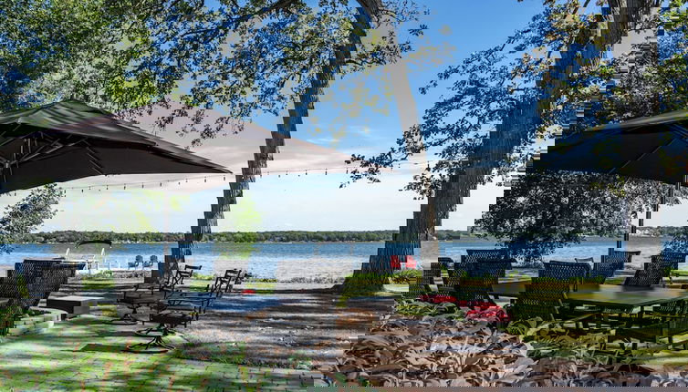 Photo 1 - Lake House