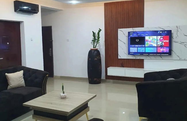 Amia Gold Luxury Apartment - Photo 16