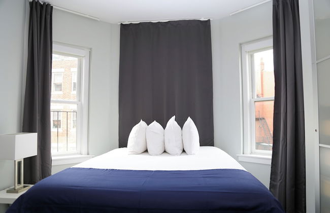 Maverick Suites at 245 Newbury St - Foto 14
