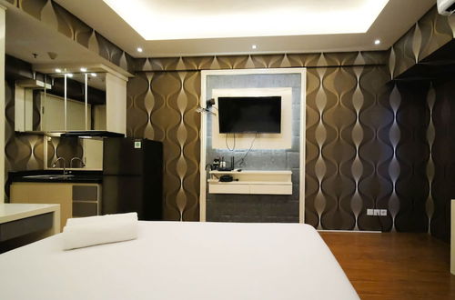 Photo 3 - Comfy Studio Connected To Mall At Tanglin Supermall Mansion Apartment