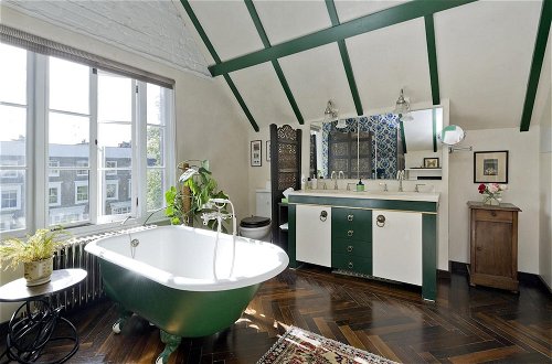 Photo 3 - Stylish 5 Bed House in St John s Wood Maida Vale