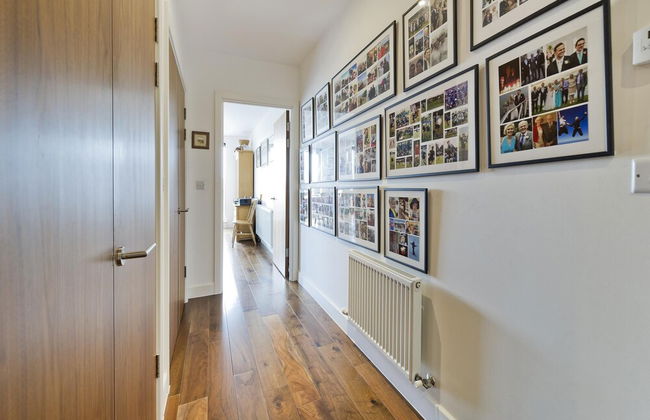 Superb Apartment With Terrace Near the River in Putney by Underthedoormat - Foto 33