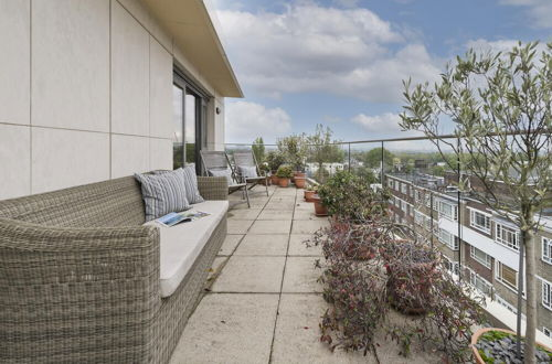 Photo 17 - Superb Apartment With Terrace Near the River in Putney by Underthedoormat