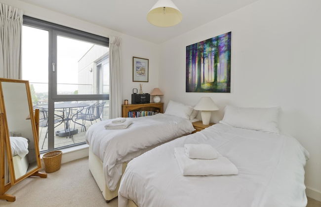 Superb Apartment With Terrace Near the River in Putney by Underthedoormat - Foto 8
